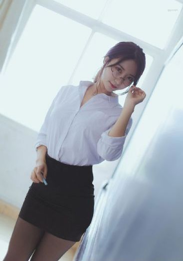 欧美卧室床_DVD在线手机播放