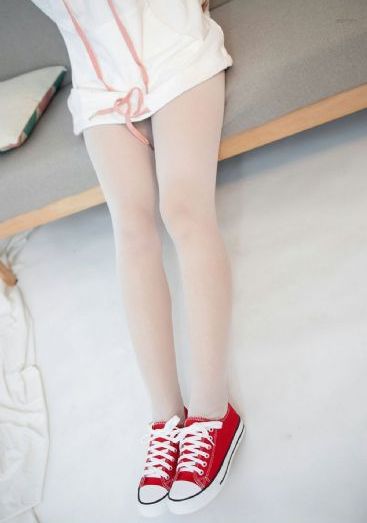 欧美大牌高端女装_HD免费高清观看