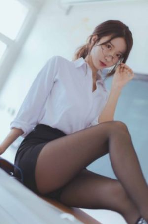亚洲欧美精品suv_1080P高清在线观看