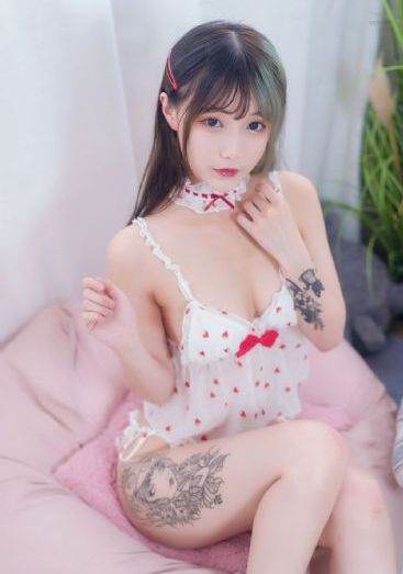 日韩欧美精品国产_高清蓝光在线观看