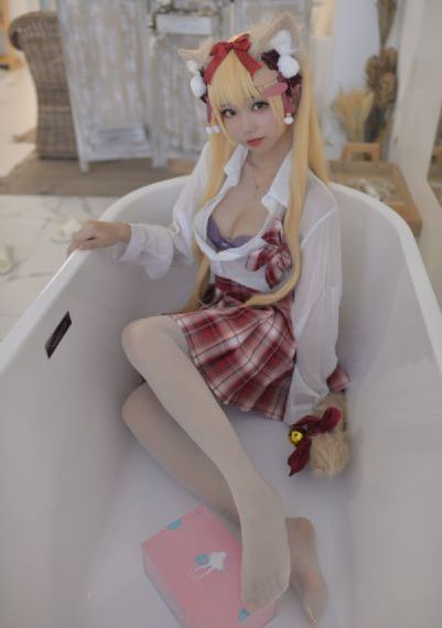 国产媓乱a一级毛片多女_日韩在线播放专区